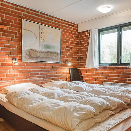 Дом отдыха Beautiful In With Wifi Хамбл